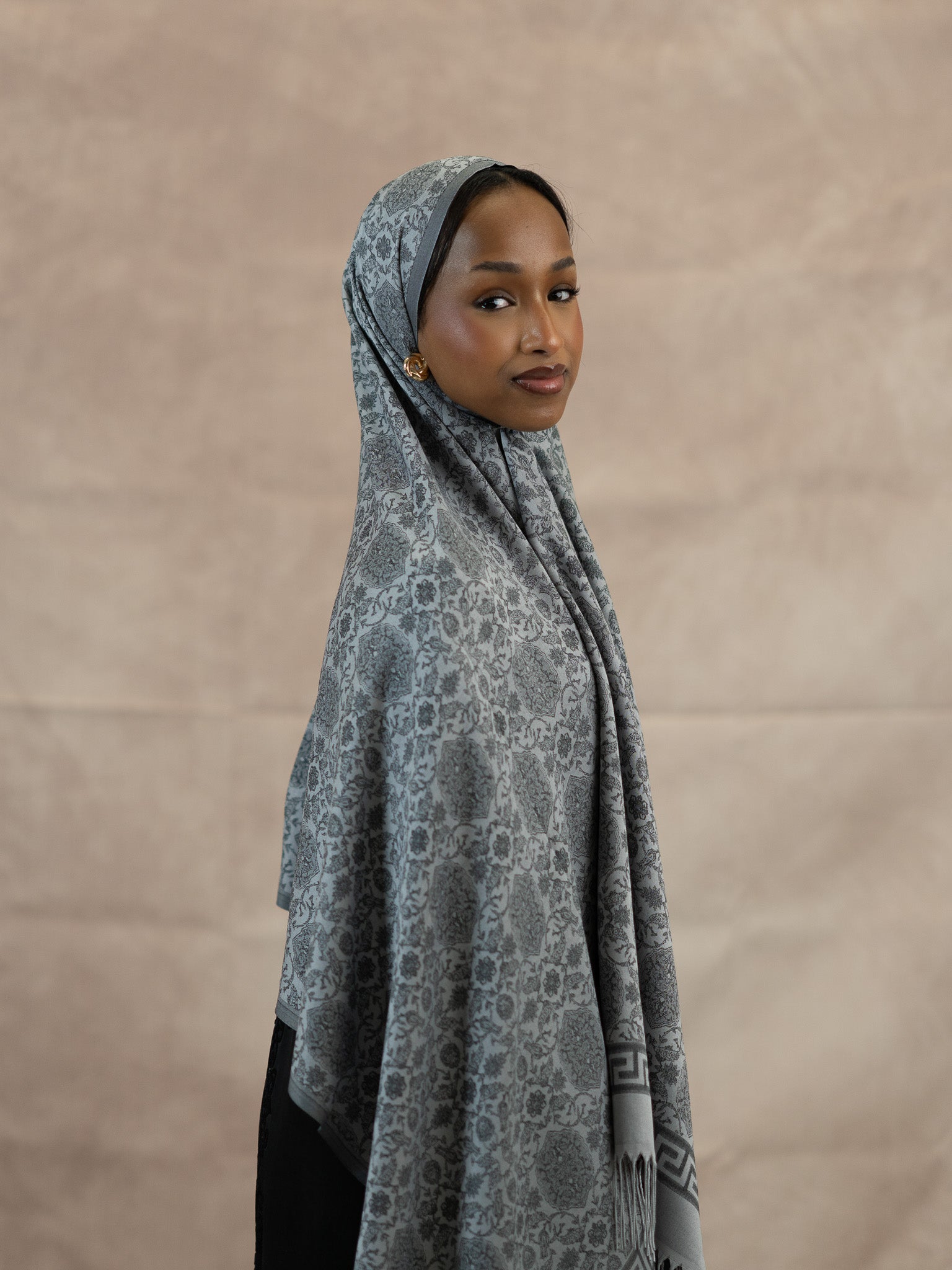 Reversible Jacquard Silk And Viscose Scarf