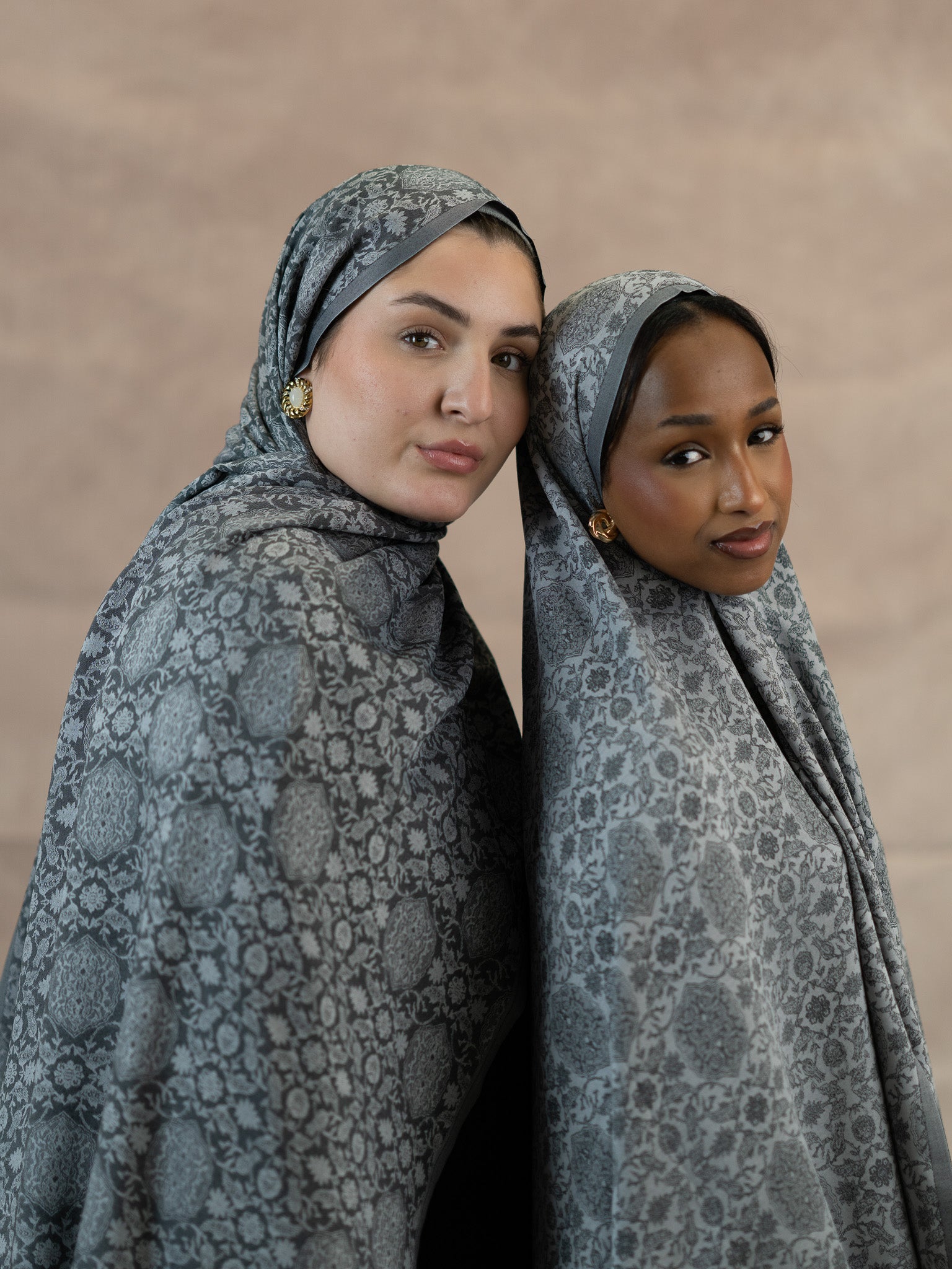 Reversible Jacquard Silk And Viscose Scarf