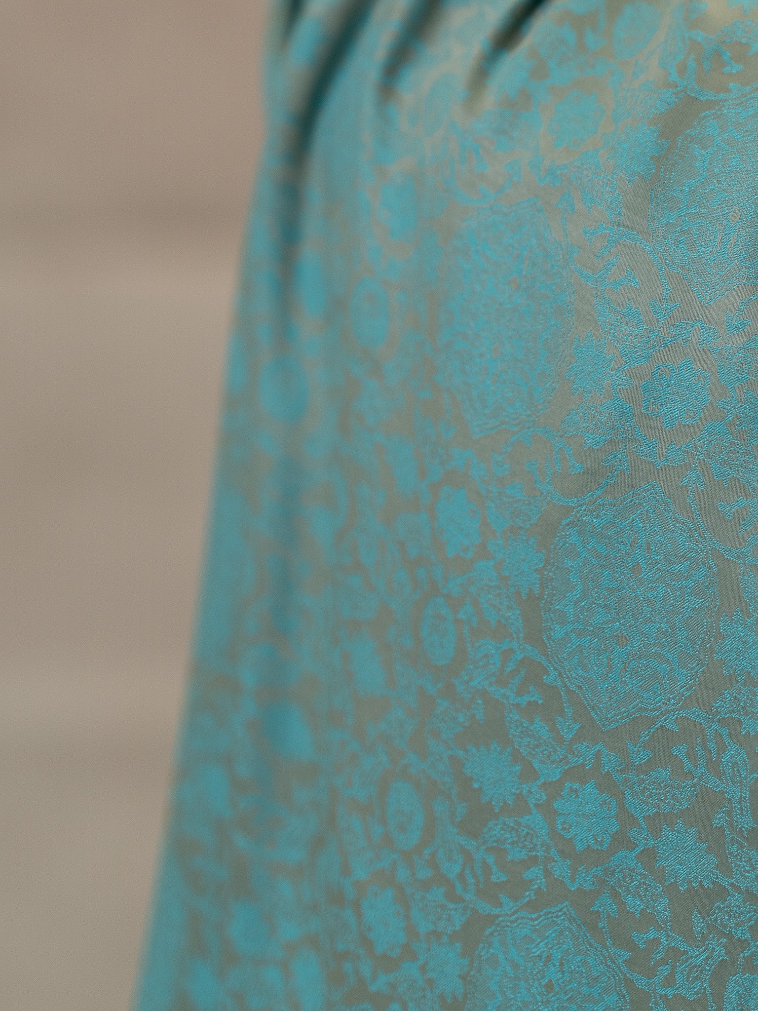 Reversible Jacquard Silk And Viscose Scarf