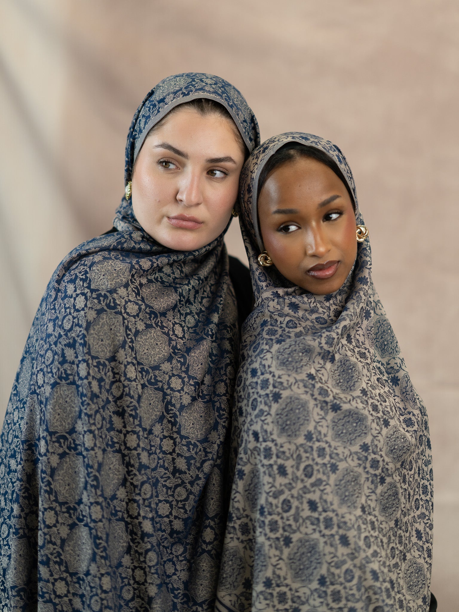 Reversible Jacquard Silk And Viscose Scarf