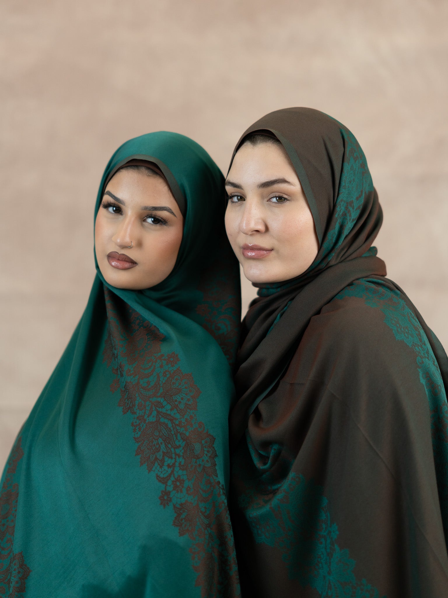 Reversible Lace Veil Silk & Viscose Scarf
