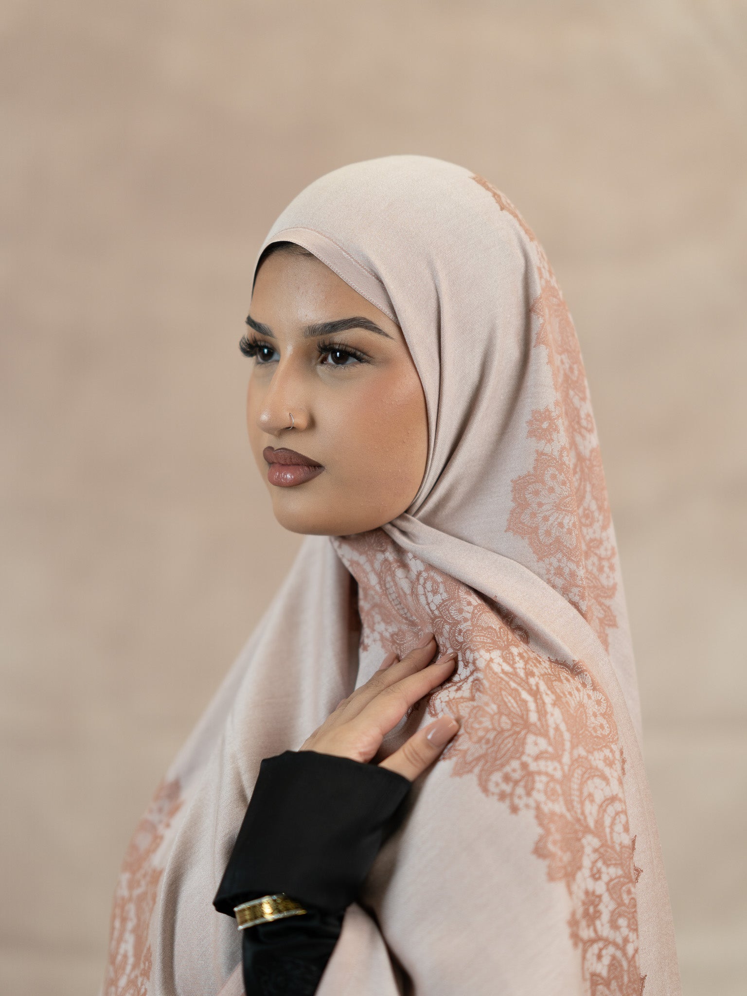 Reversible Lace Veil Silk & Viscose Scarf