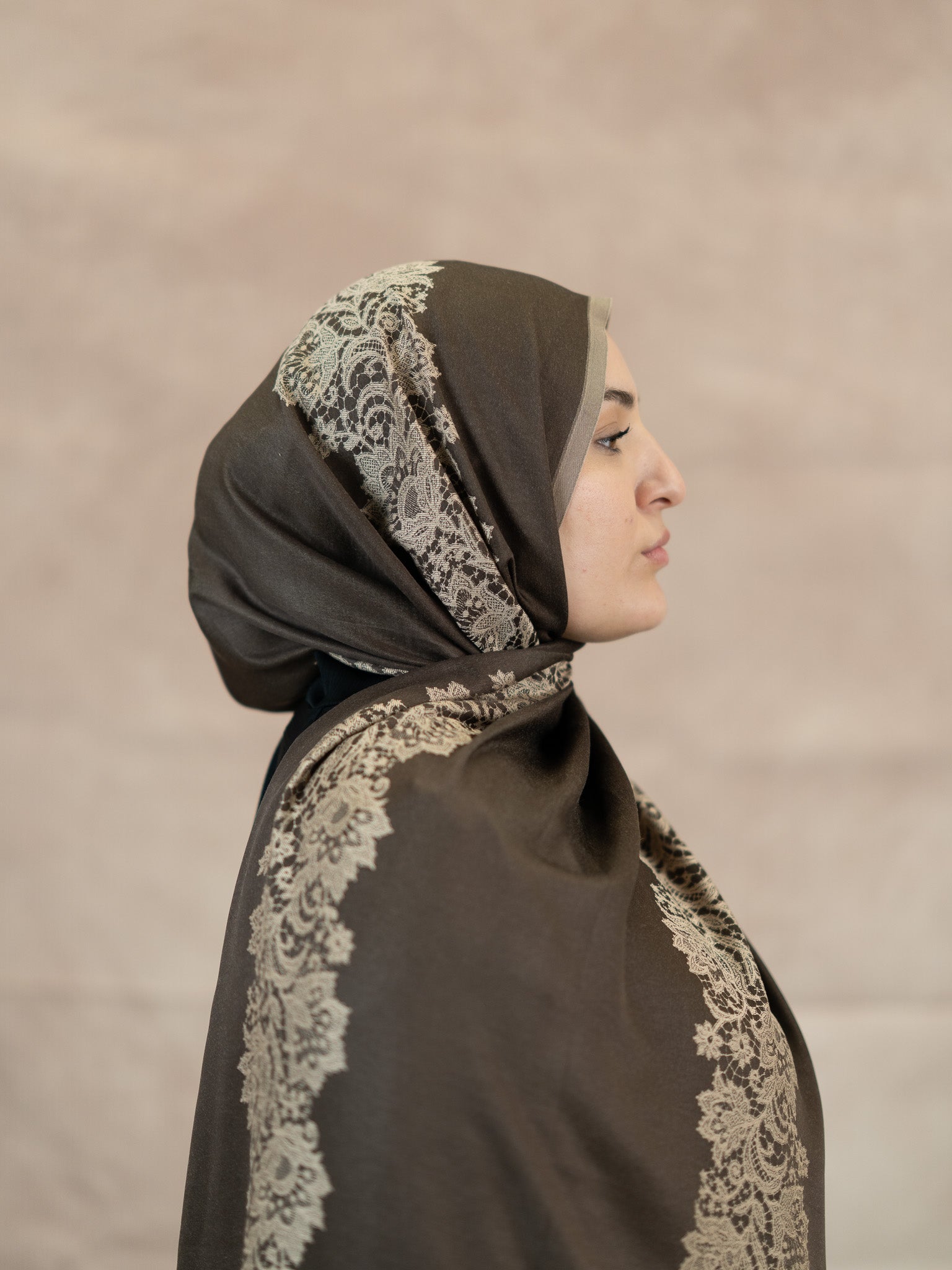 Reversible Lace Veil Silk & Viscose Scarf