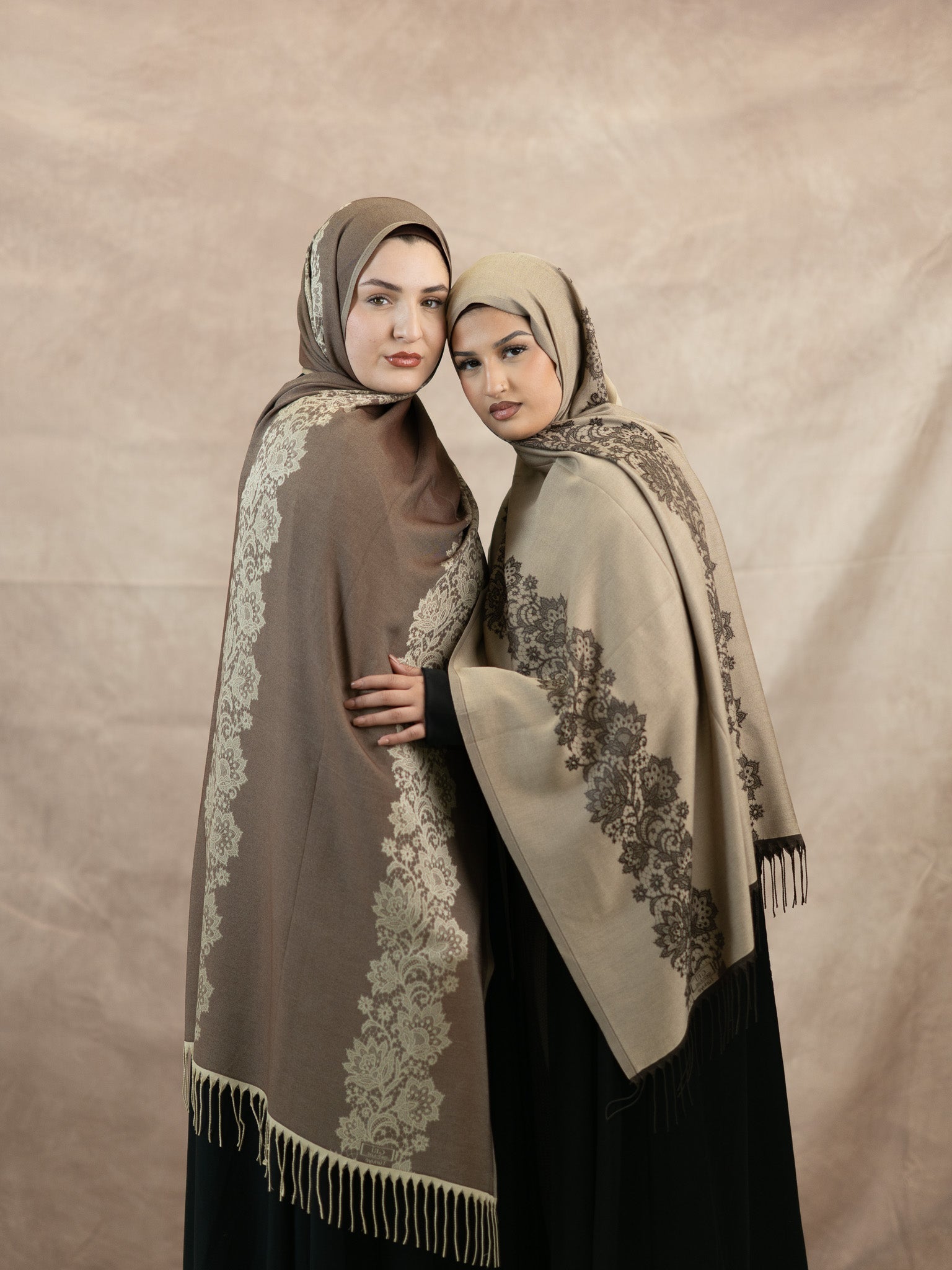 Reversible Lace Veil Silk & Viscose Scarf