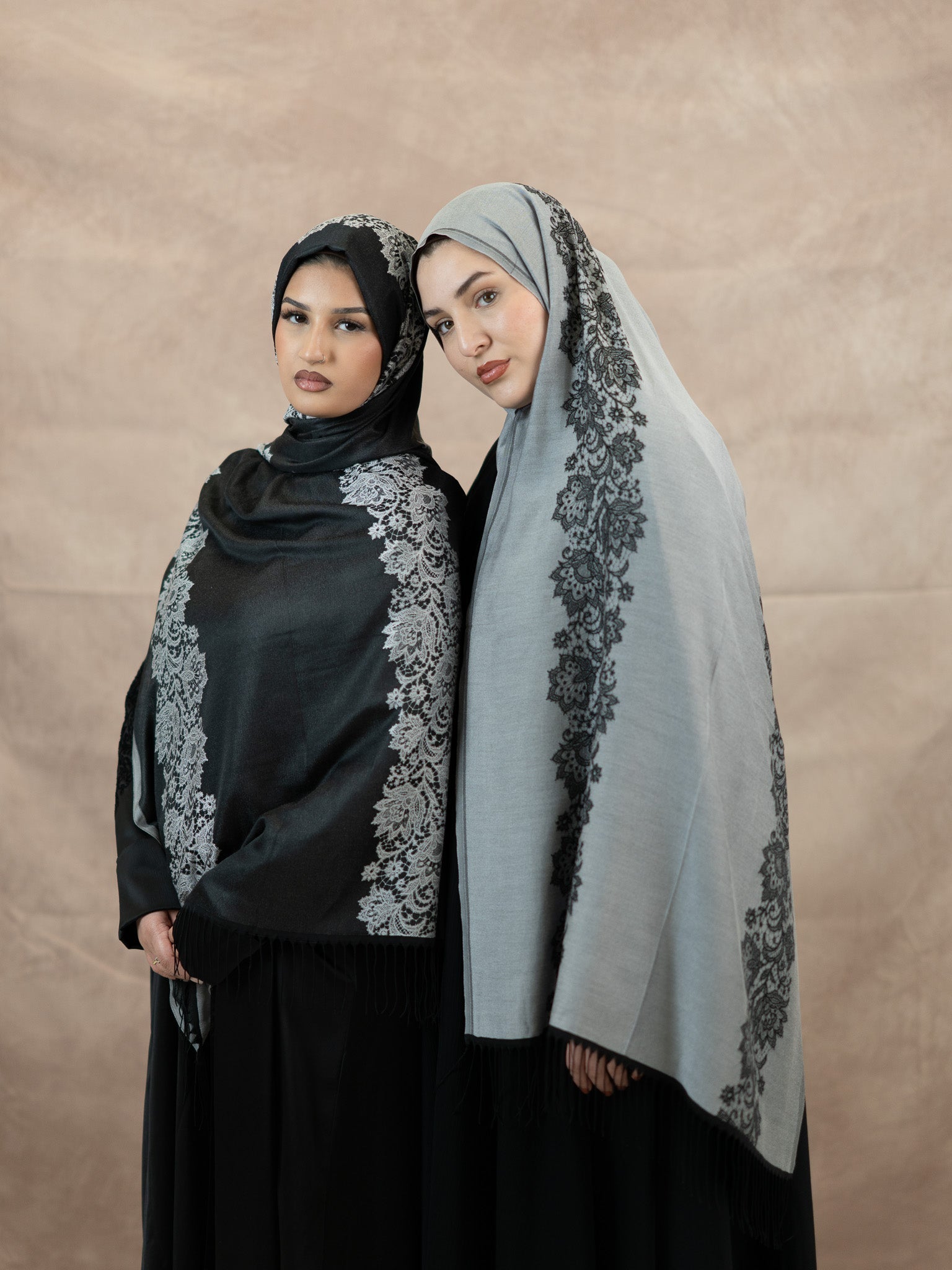 Reversible Lace Veil Silk & Viscose Scarf