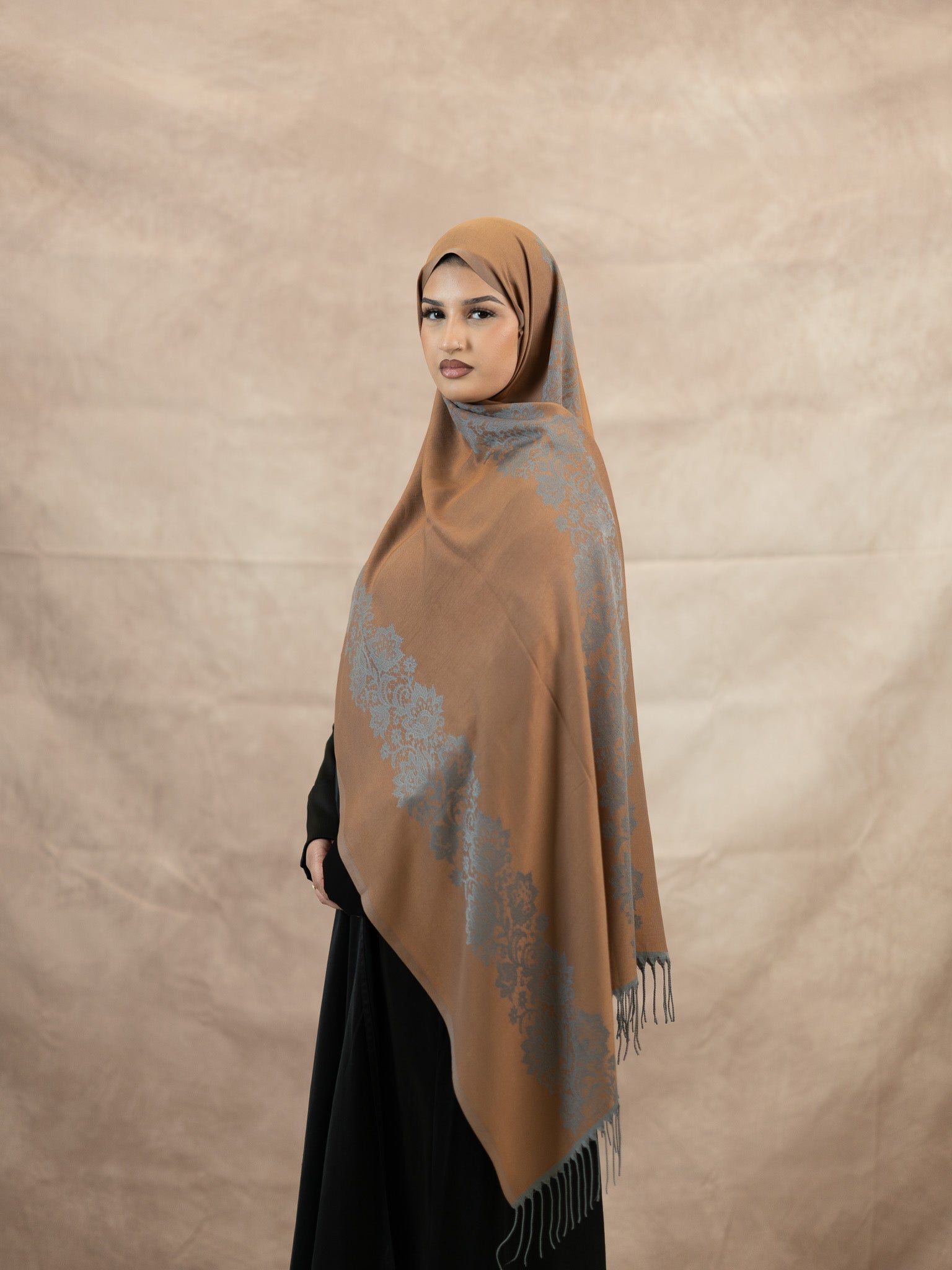 Reversible Lace Veil Silk & Viscose Scarf