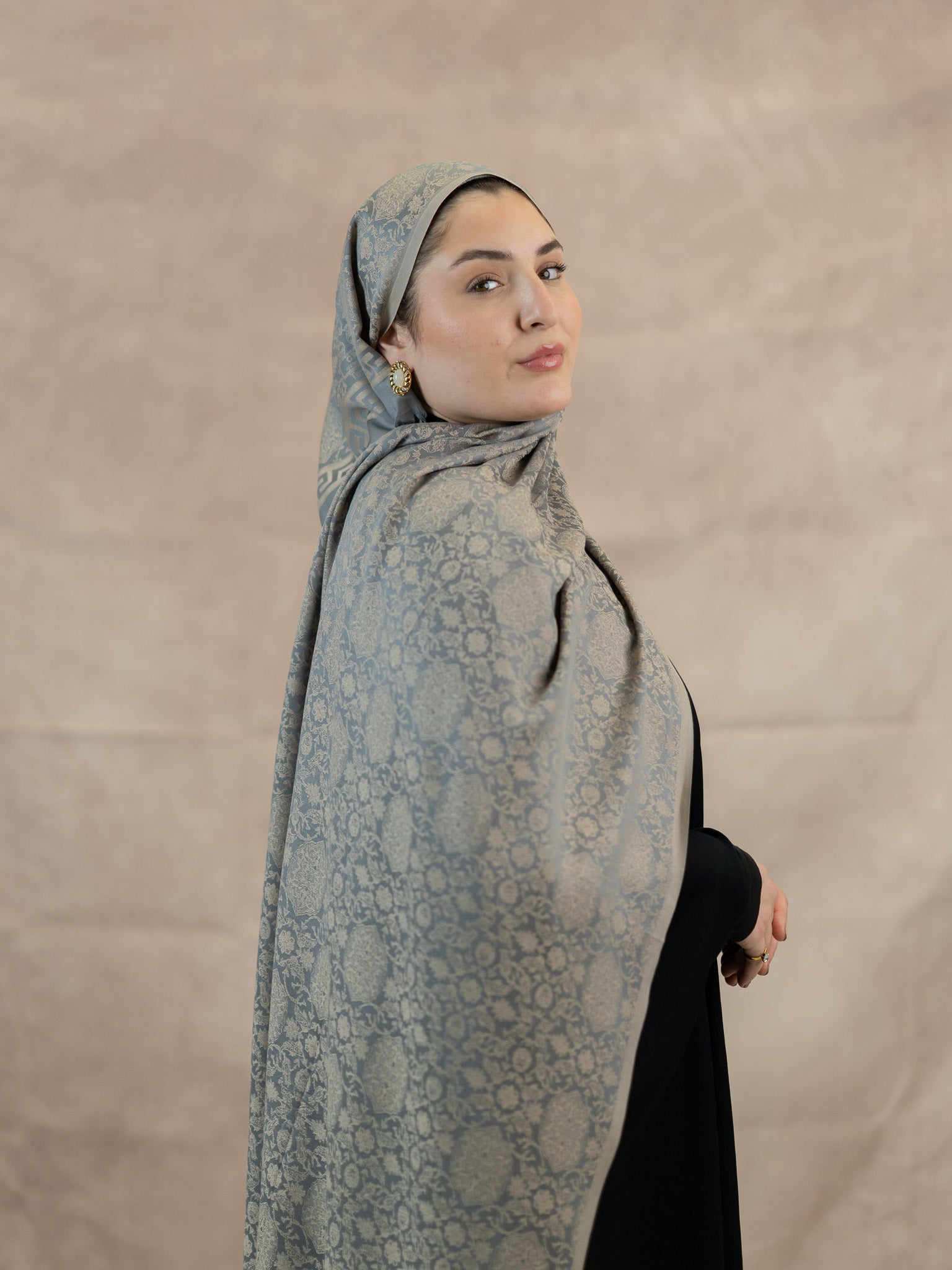 Reversible Jacquard Silk And Viscose Scarf