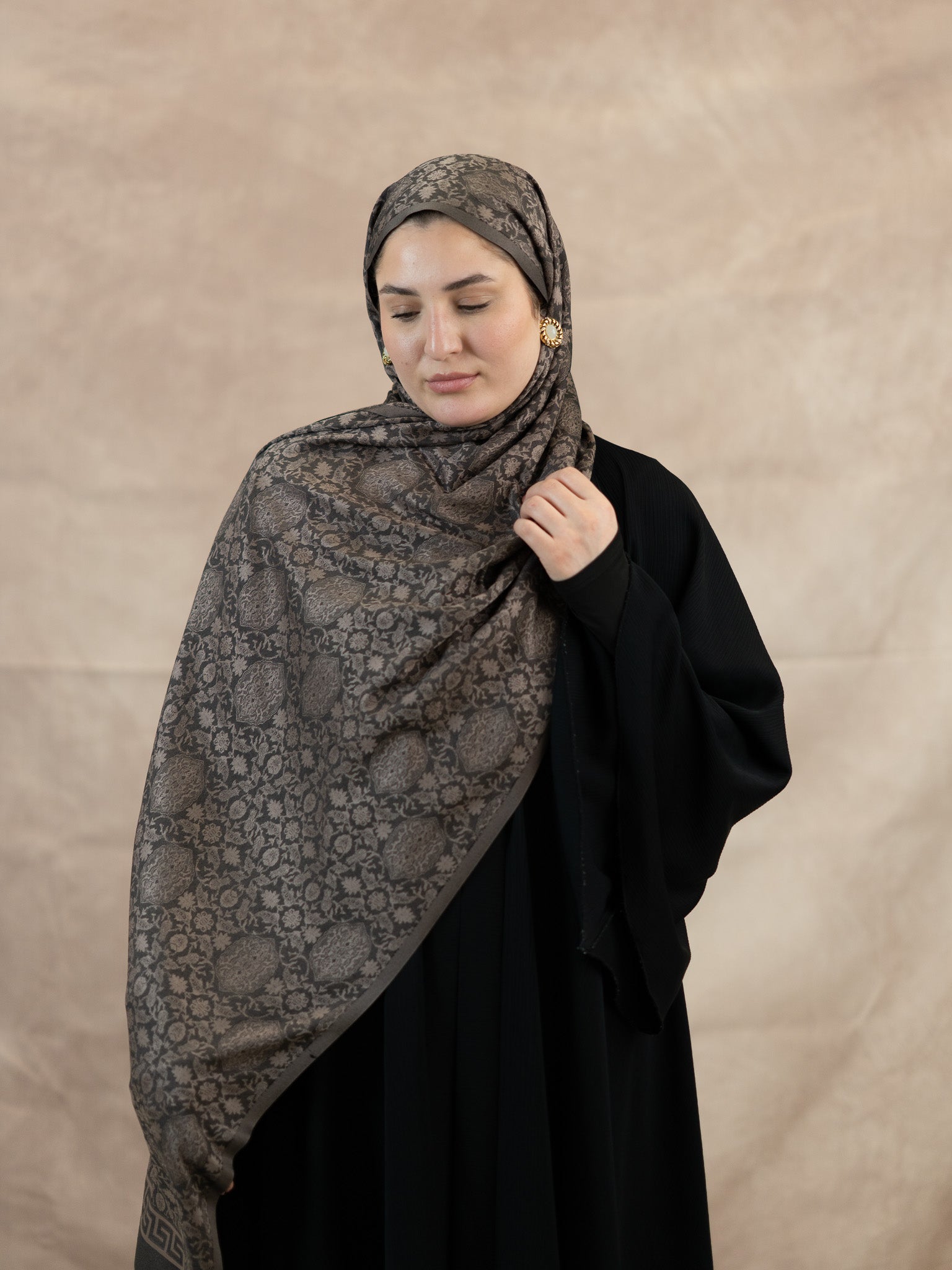 Reversible Jacquard Silk And Viscose Scarf