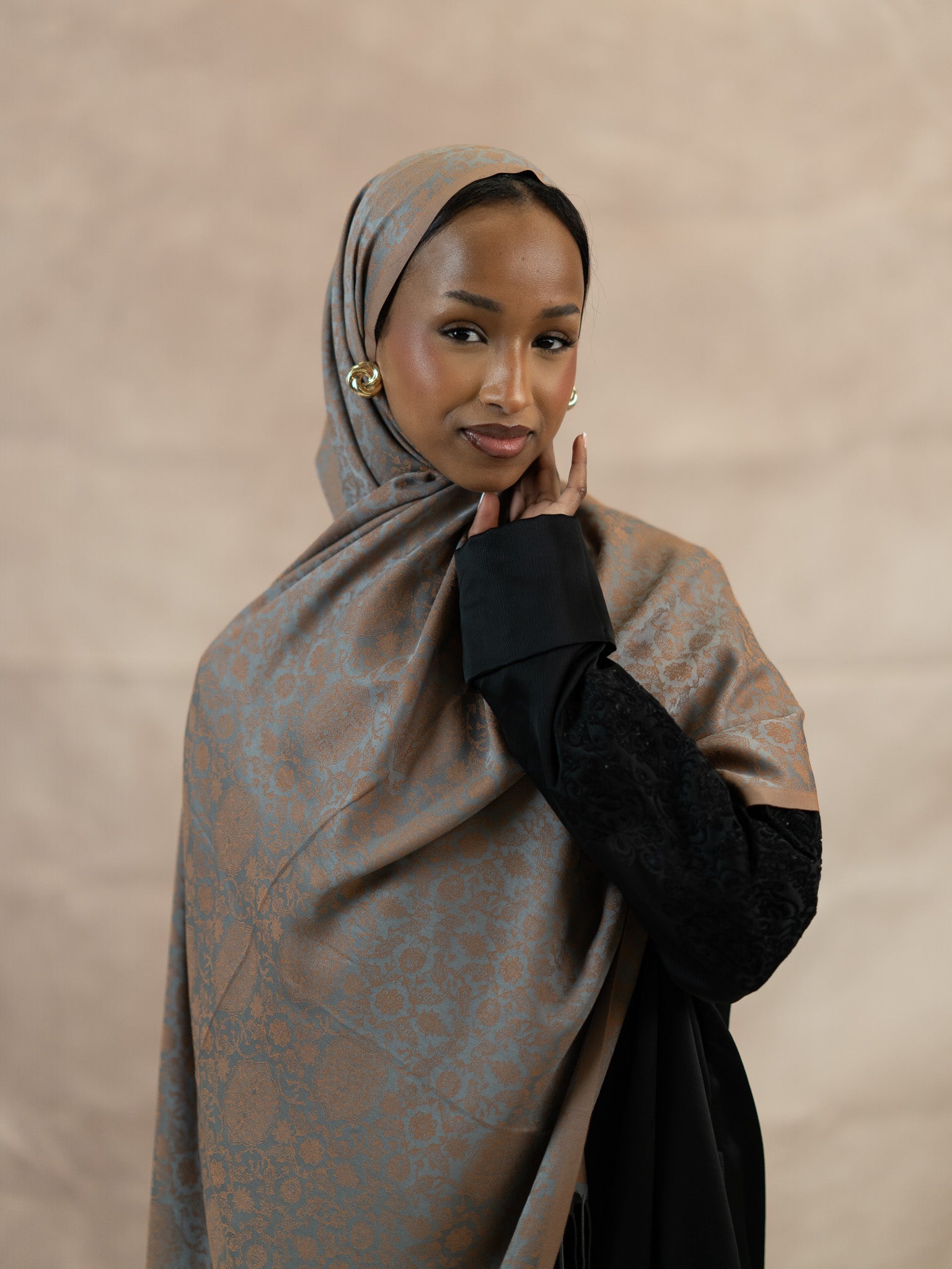 Reversible Jacquard Silk And Viscose Scarf