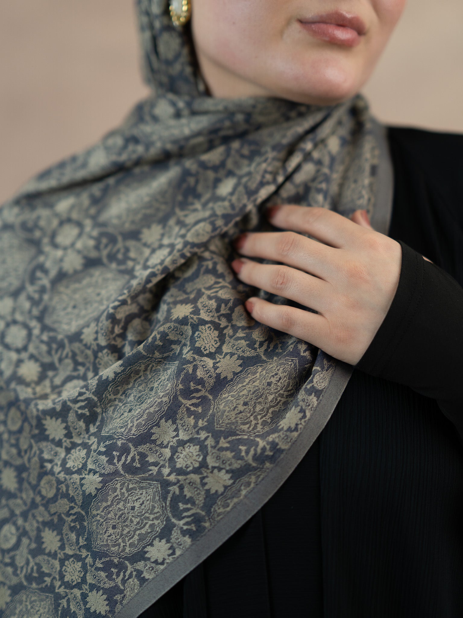 Reversible Jacquard Silk And Viscose Scarf