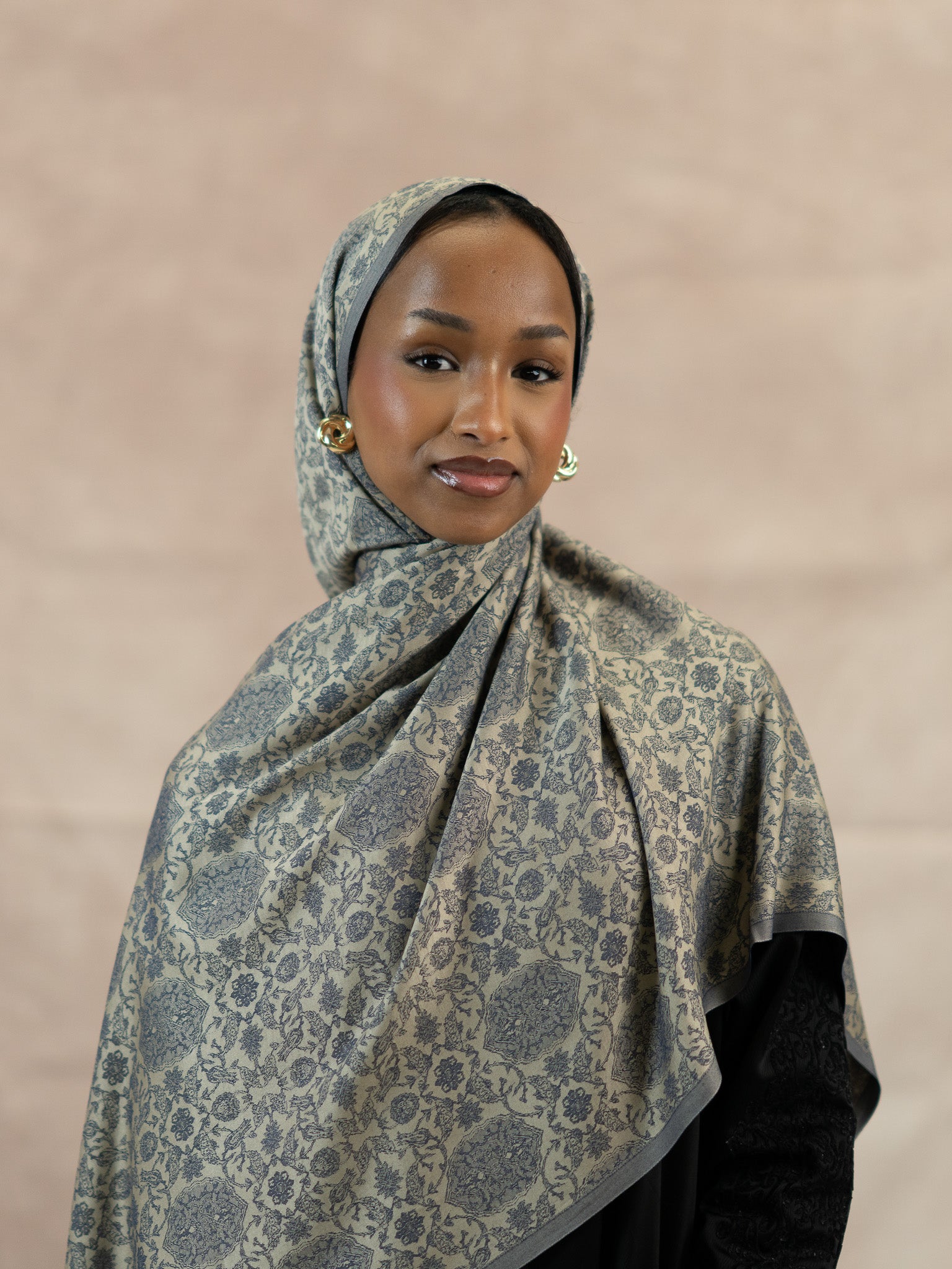 Reversible Jacquard Silk And Viscose Scarf
