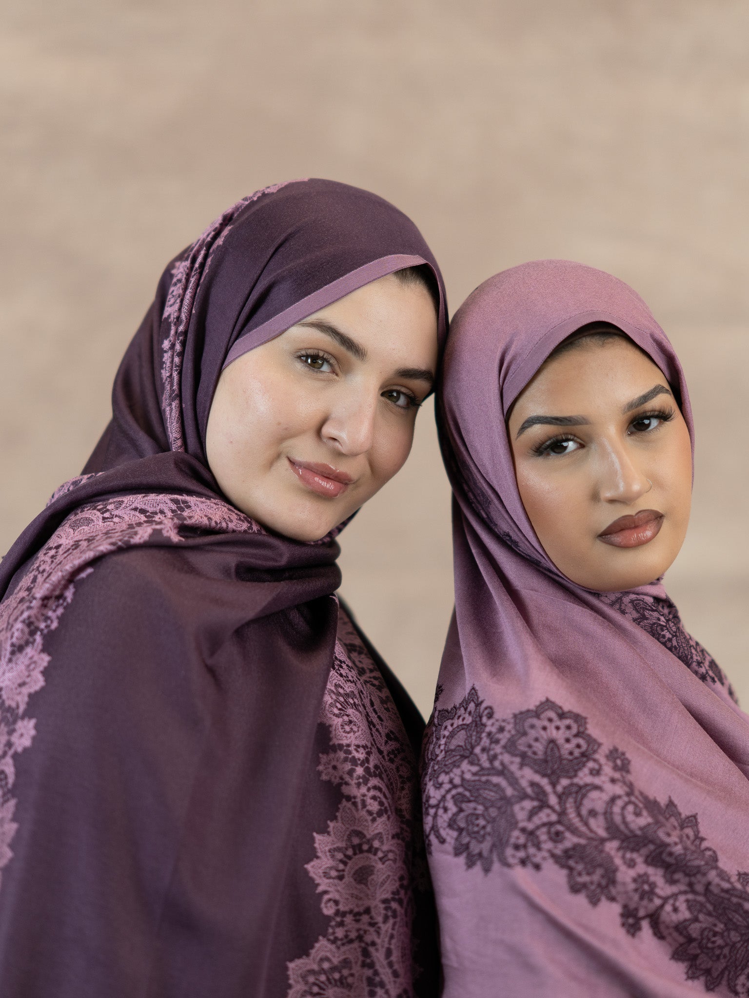 Reversible Lace Veil Silk & Viscose Scarf