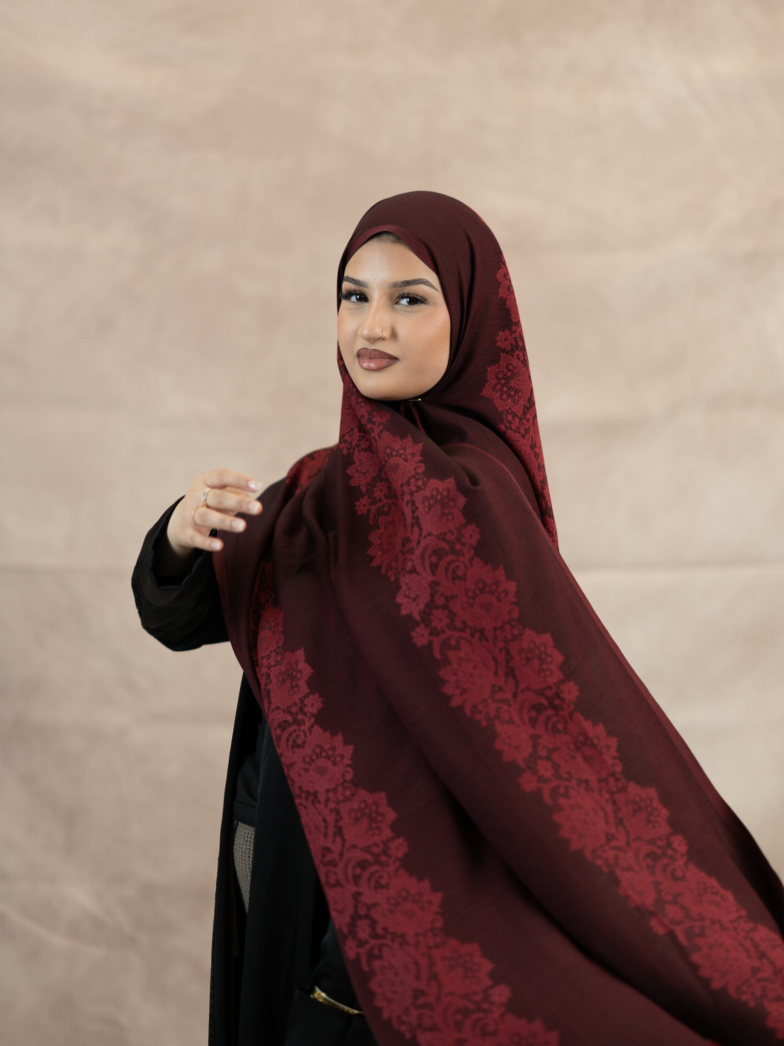 Reversible Lace Veil Silk & Viscose Scarf