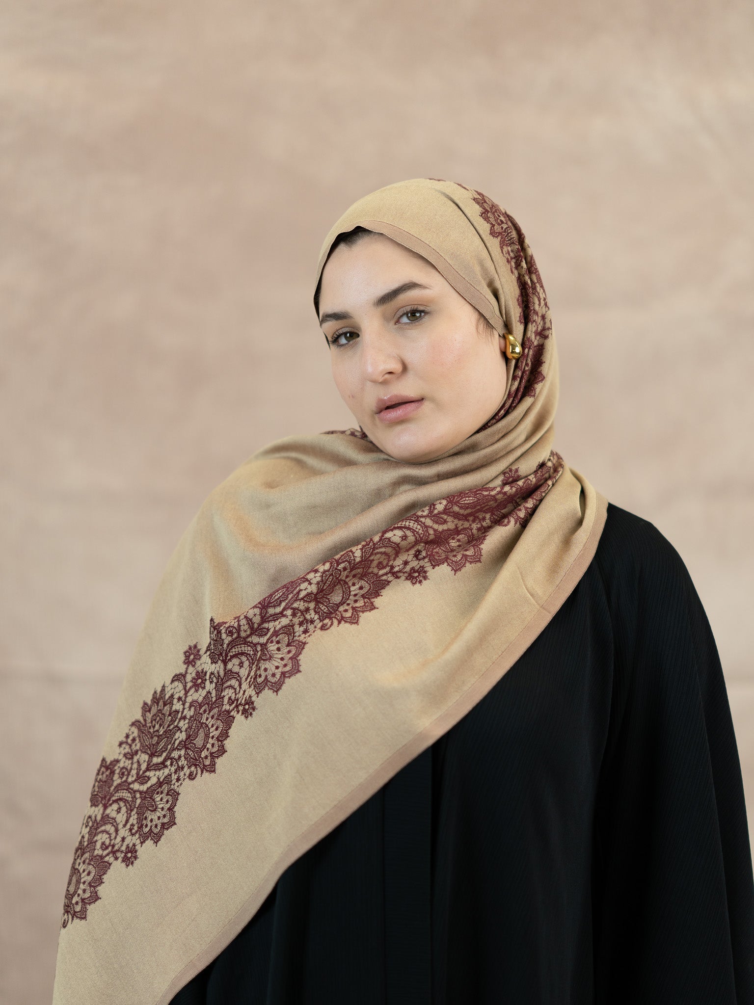 Reversible Lace Veil Silk & Viscose Scarf