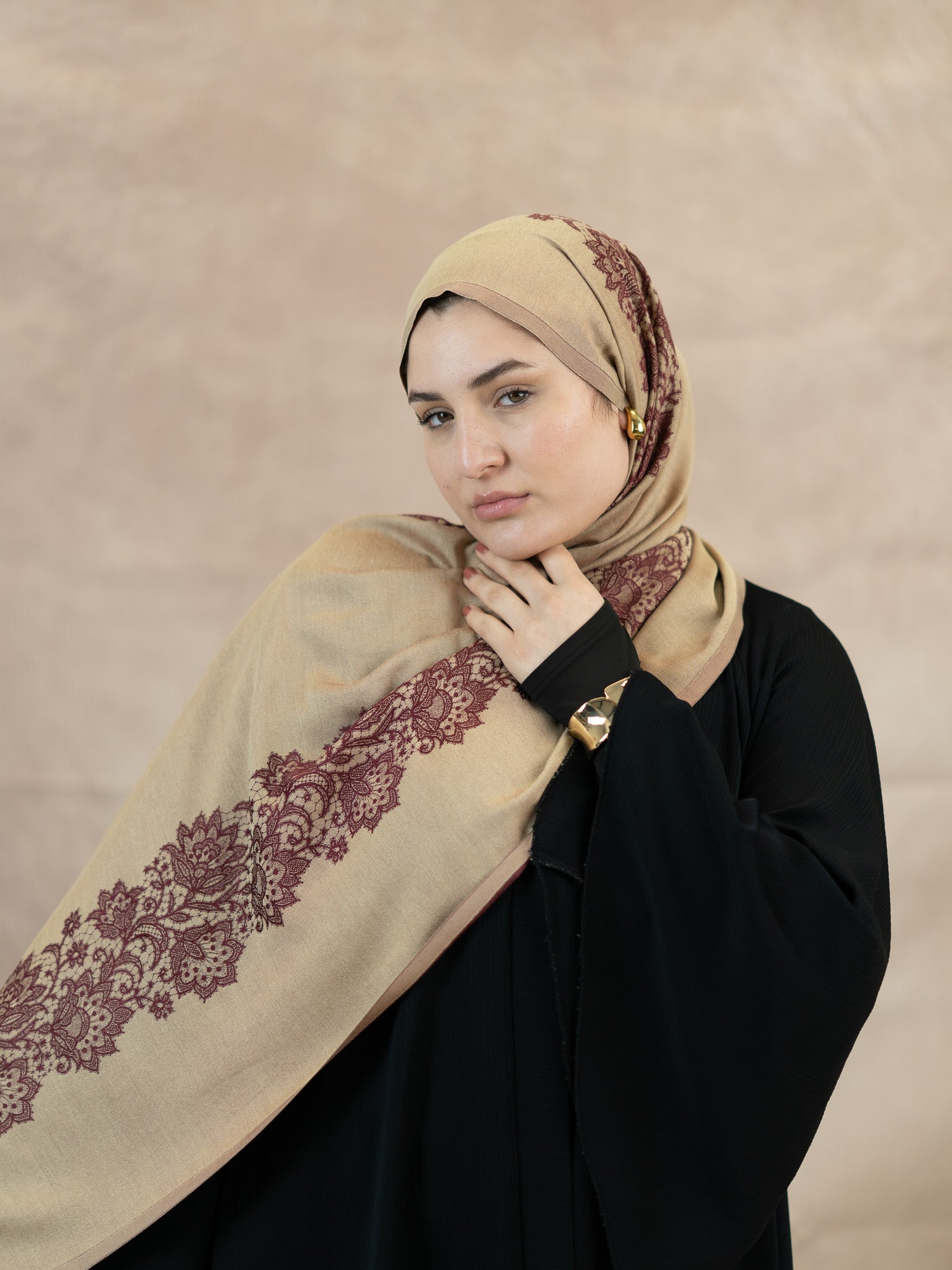 Reversible Lace Veil Silk & Viscose Scarf
