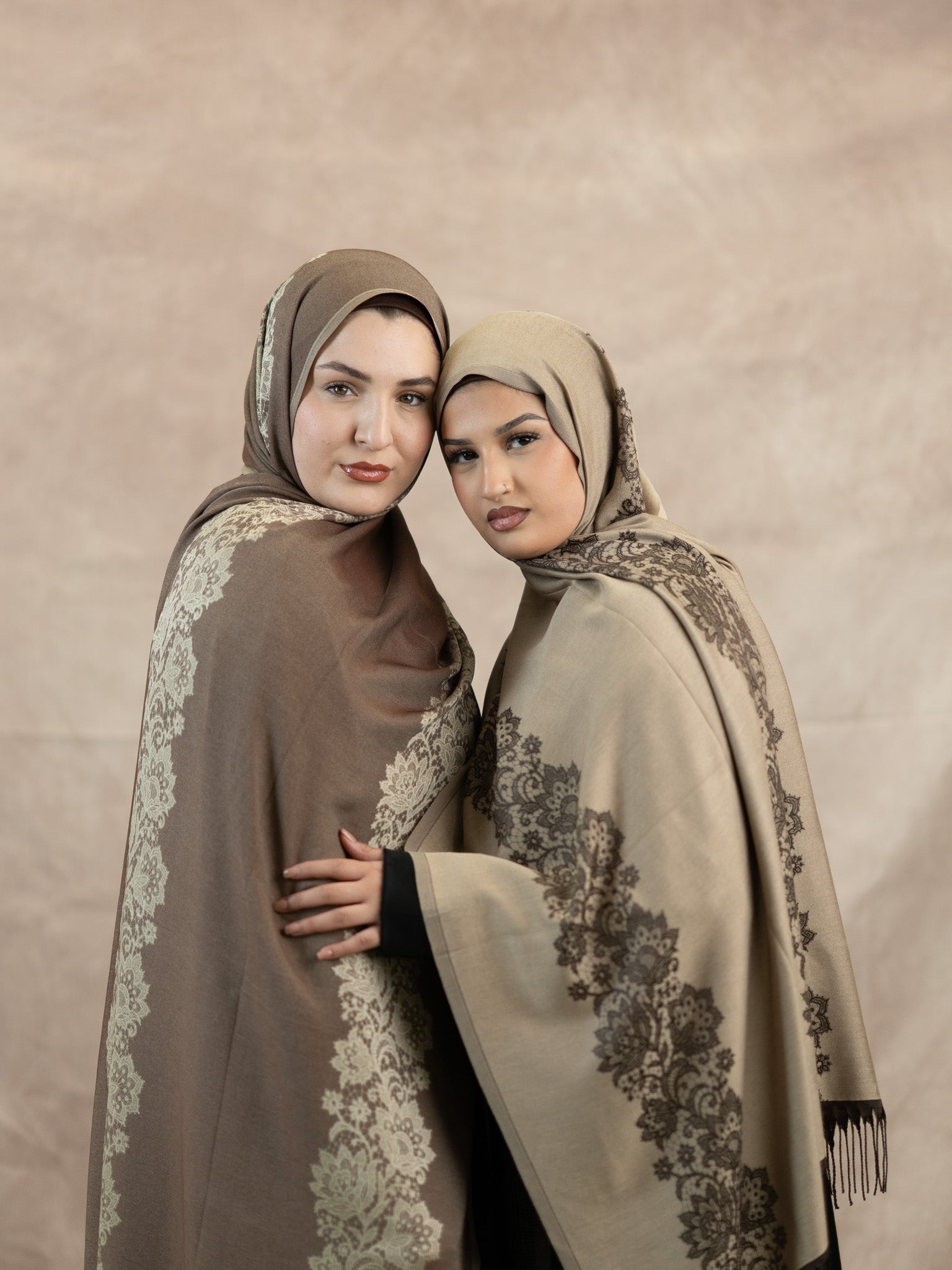 Reversible Lace Veil Silk & Viscose Scarf