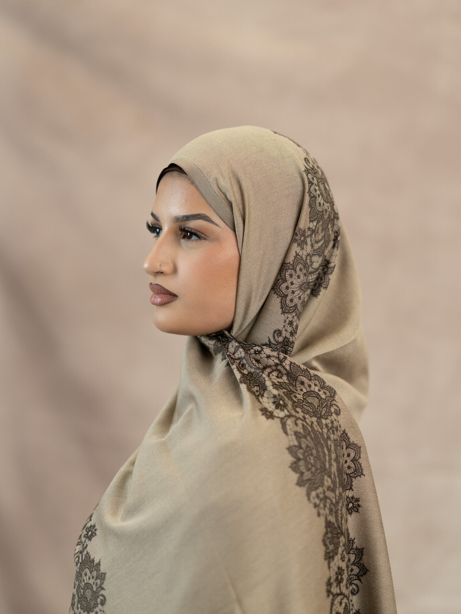Reversible Lace Veil Silk & Viscose Scarf