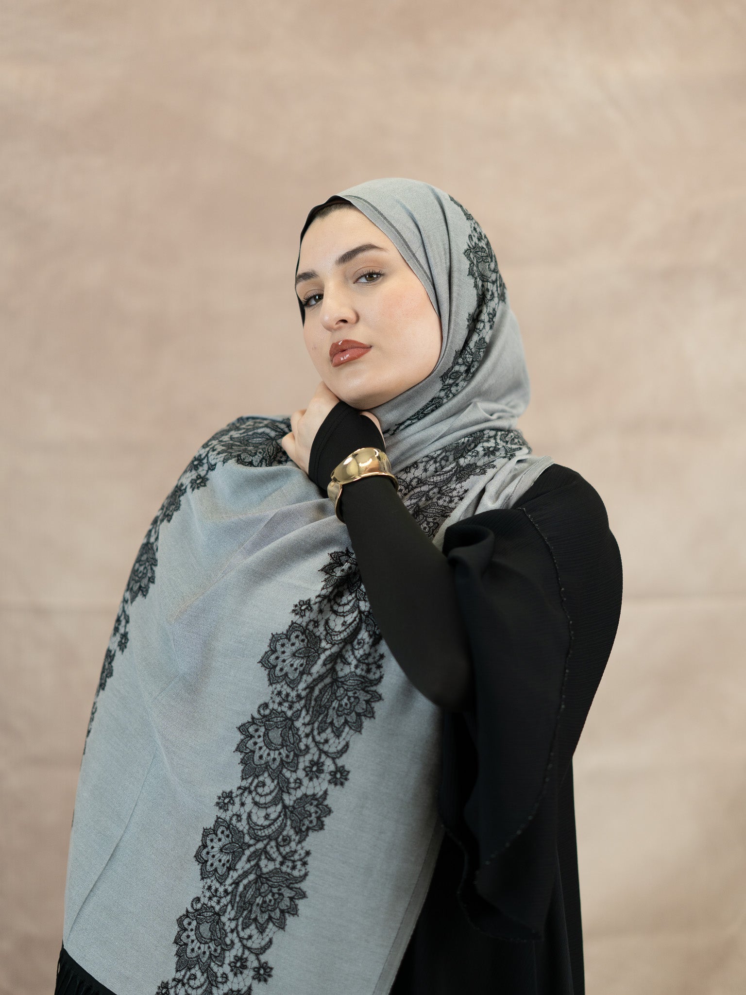 Reversible Lace Veil Silk & Viscose Scarf