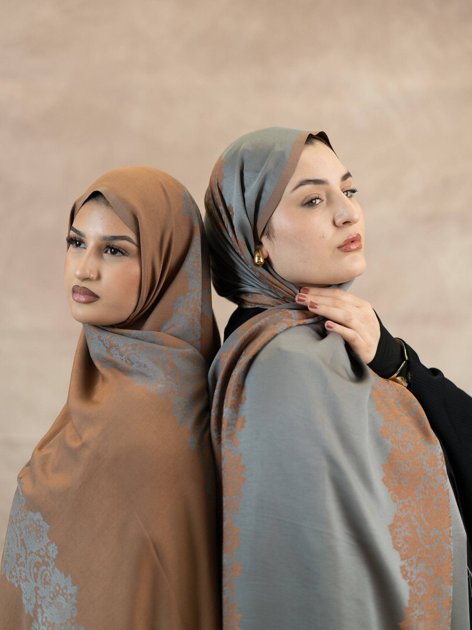 Reversible Lace Veil Silk & Viscose Scarf