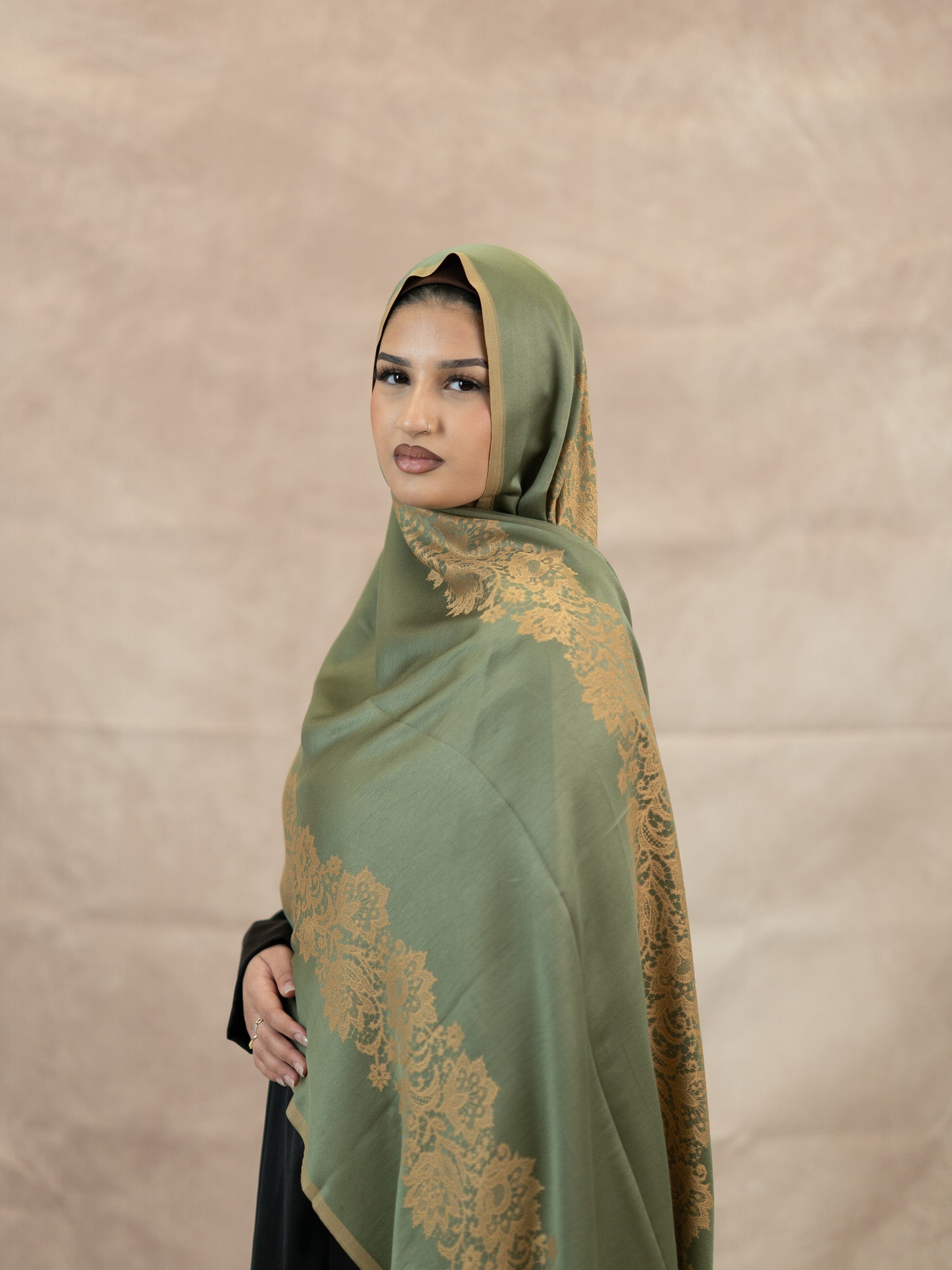 Reversible Lace Veil Silk & Viscose Scarf
