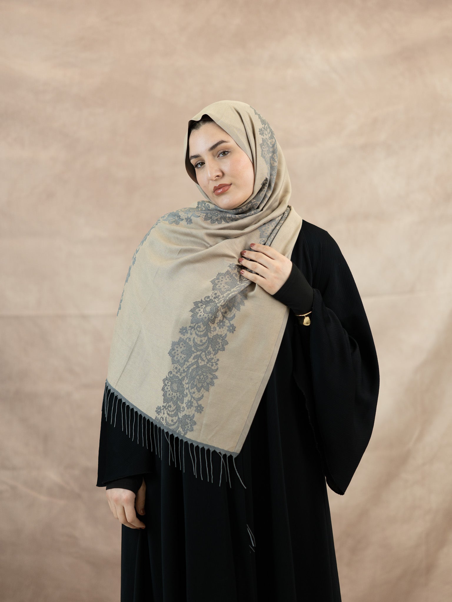 Reversible Lace Veil Silk & Viscose Scarf
