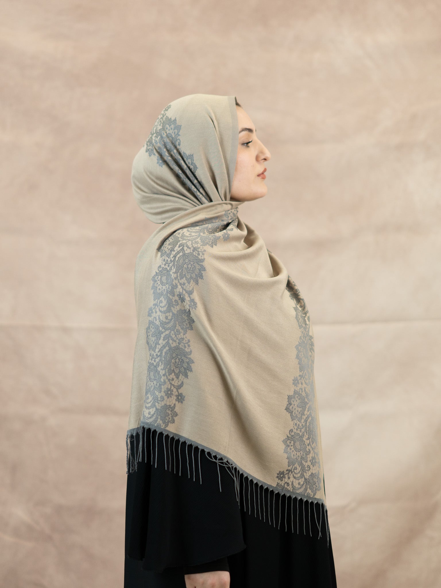 Reversible Lace Veil Silk & Viscose Scarf
