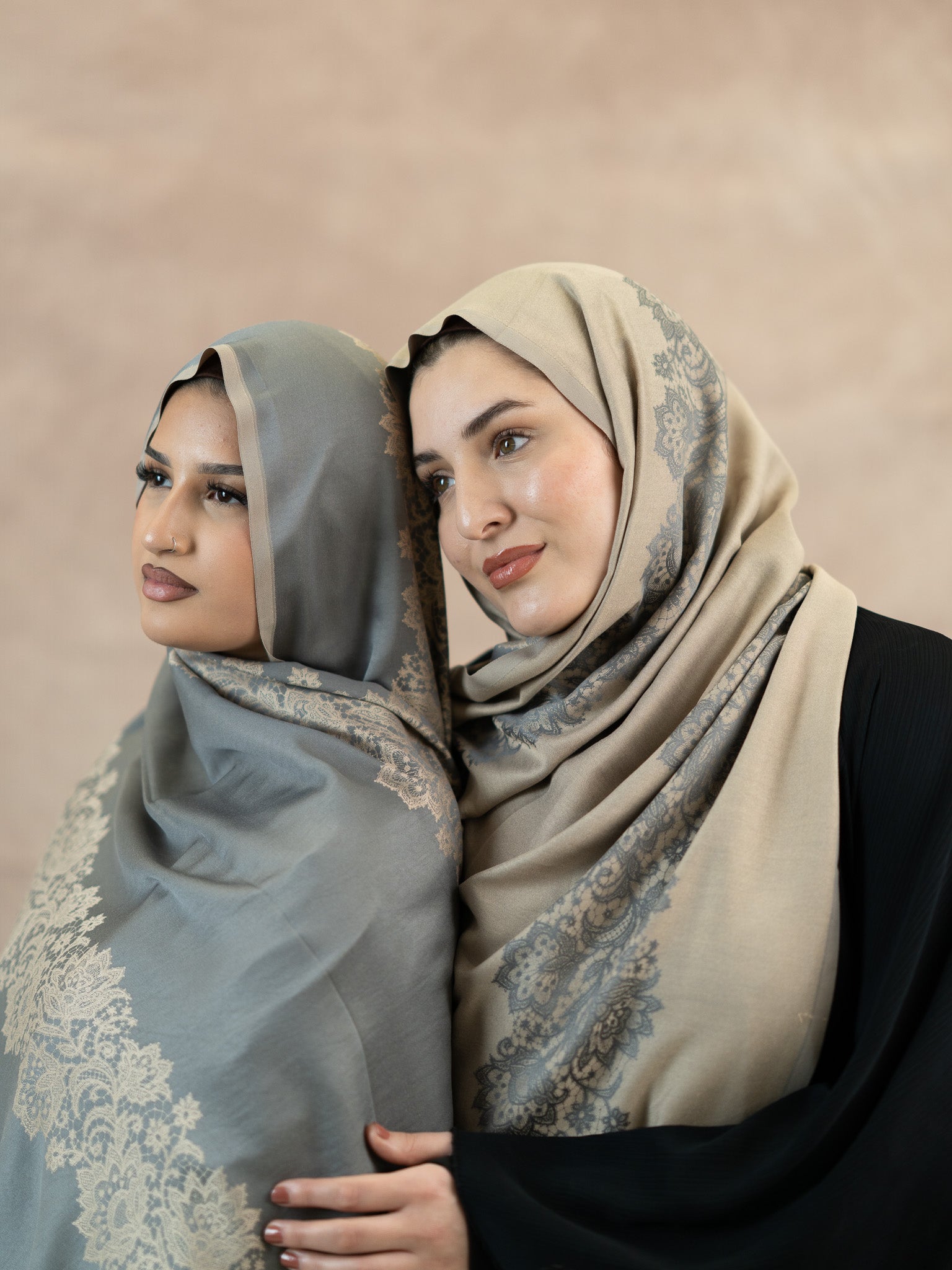Reversible Lace Veil Silk & Viscose Scarf